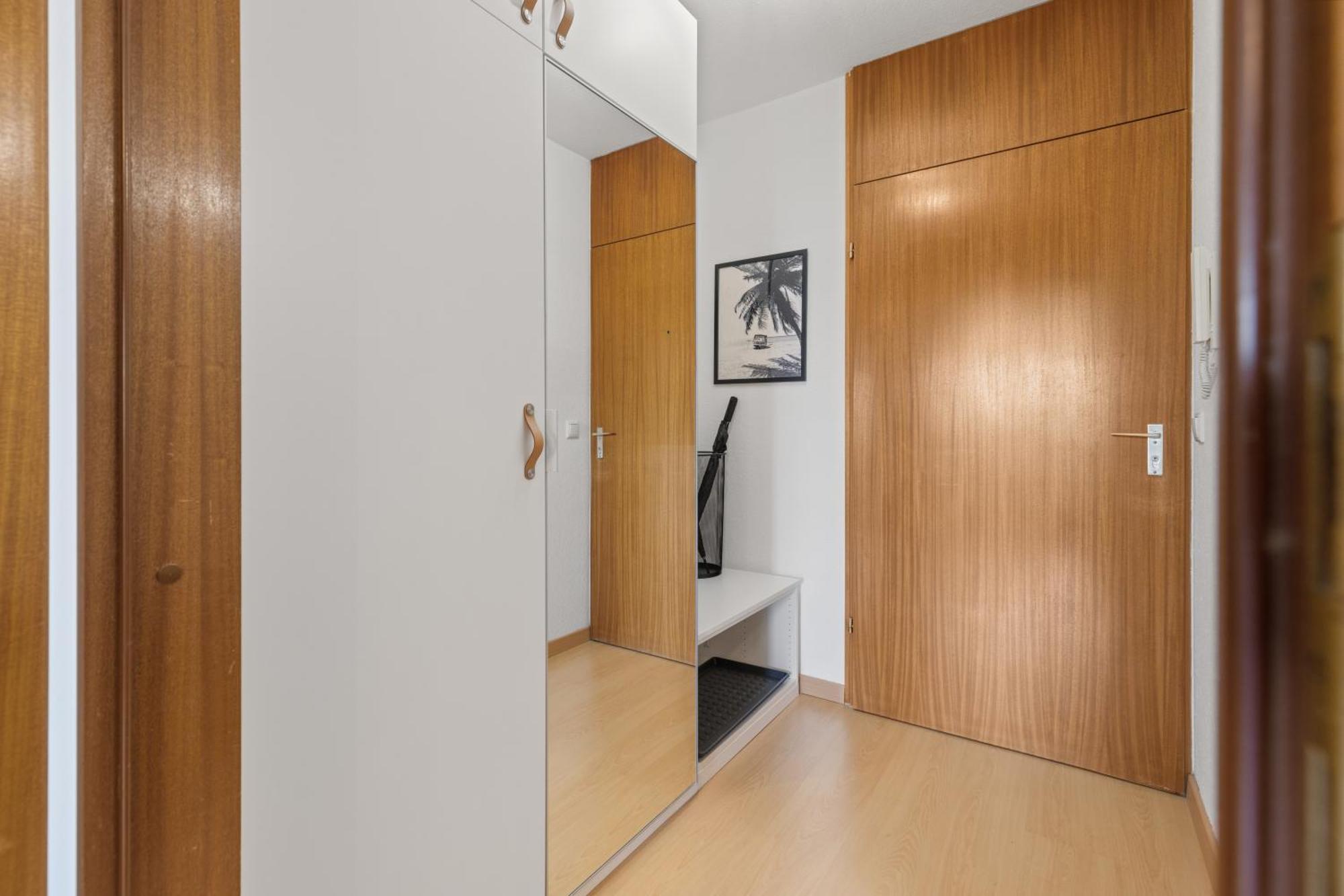 Sonniges City-Apartment Mit Suedbalkon Und Parklatz Neusass Eksteriør billede