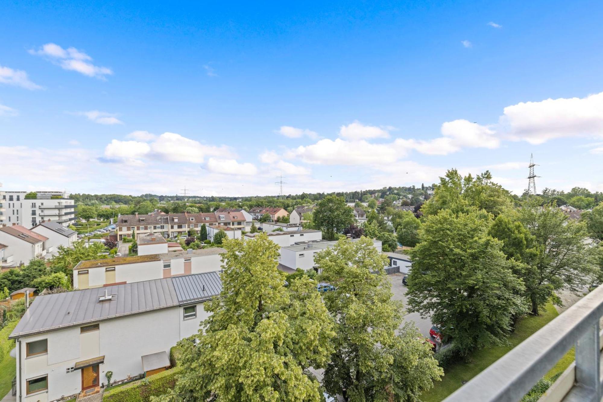 Sonniges City-Apartment Mit Suedbalkon Und Parklatz Neusass Eksteriør billede